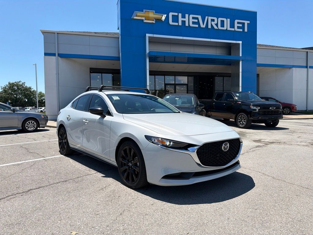 Ceramic White 2025 Mazda MAZDA3 Sedan Front-Wheel Drive 6-Speed Automatic