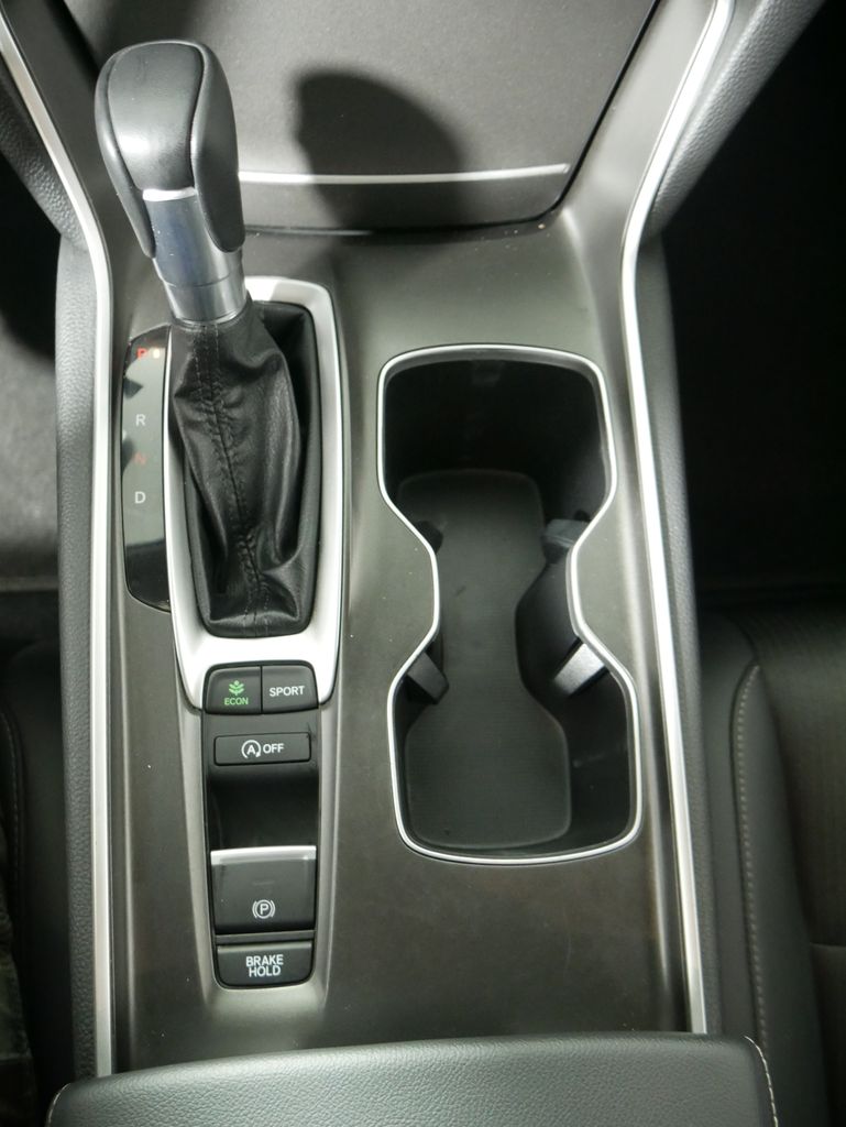 Thumbnail: 2022 Honda Accord - 20