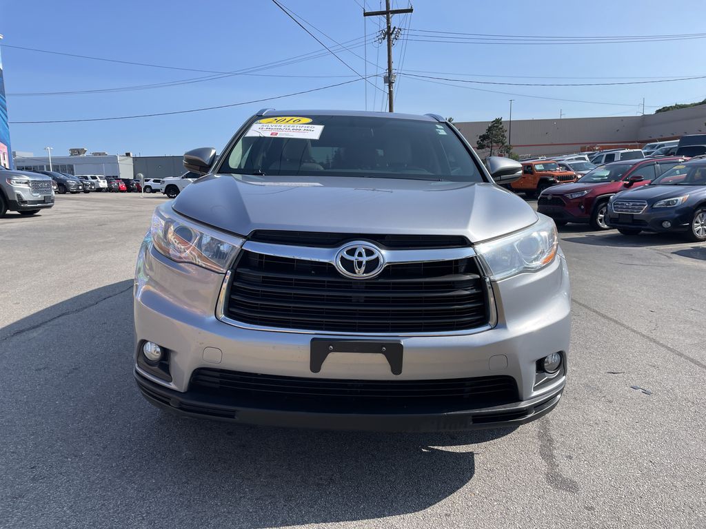 Used 2016 Toyota Highlander SUV