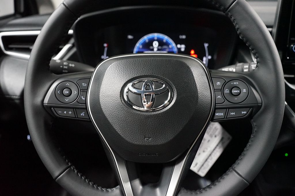 Thumbnail: 2026 Toyota Corolla Cross - 12