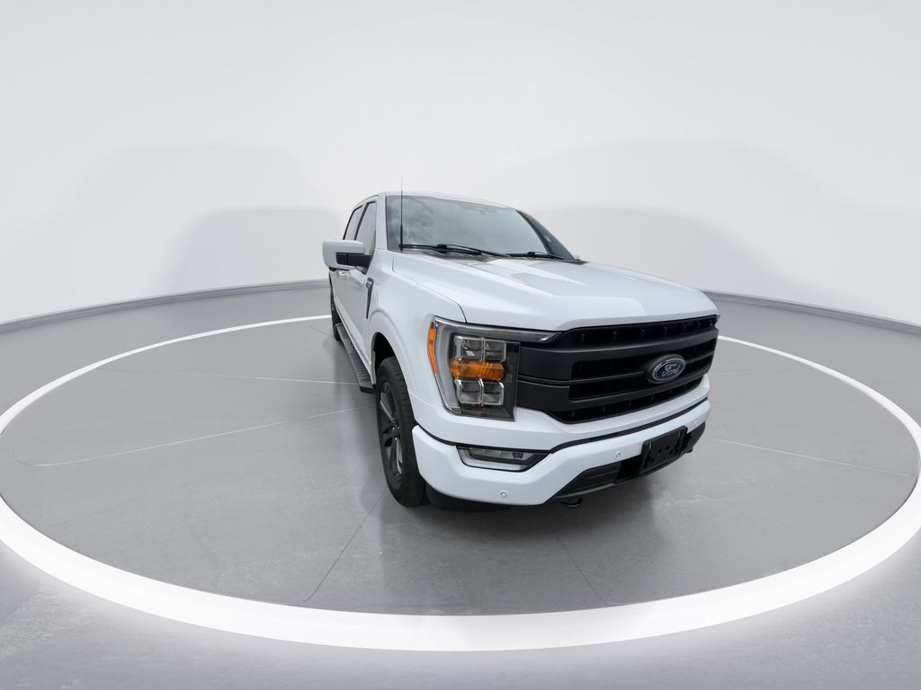Used 2023 Oxford White Ford Lariat image 2