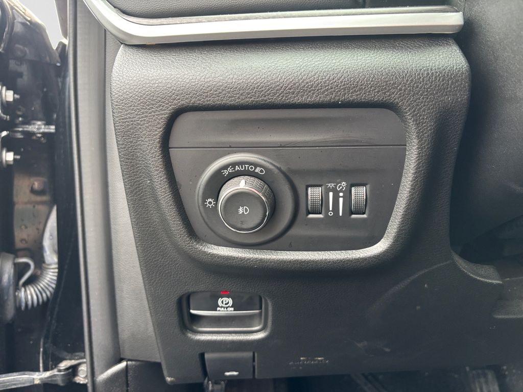 2023 Jeep Grand Cherokee Limited Black at Auto Express Mitsubishi