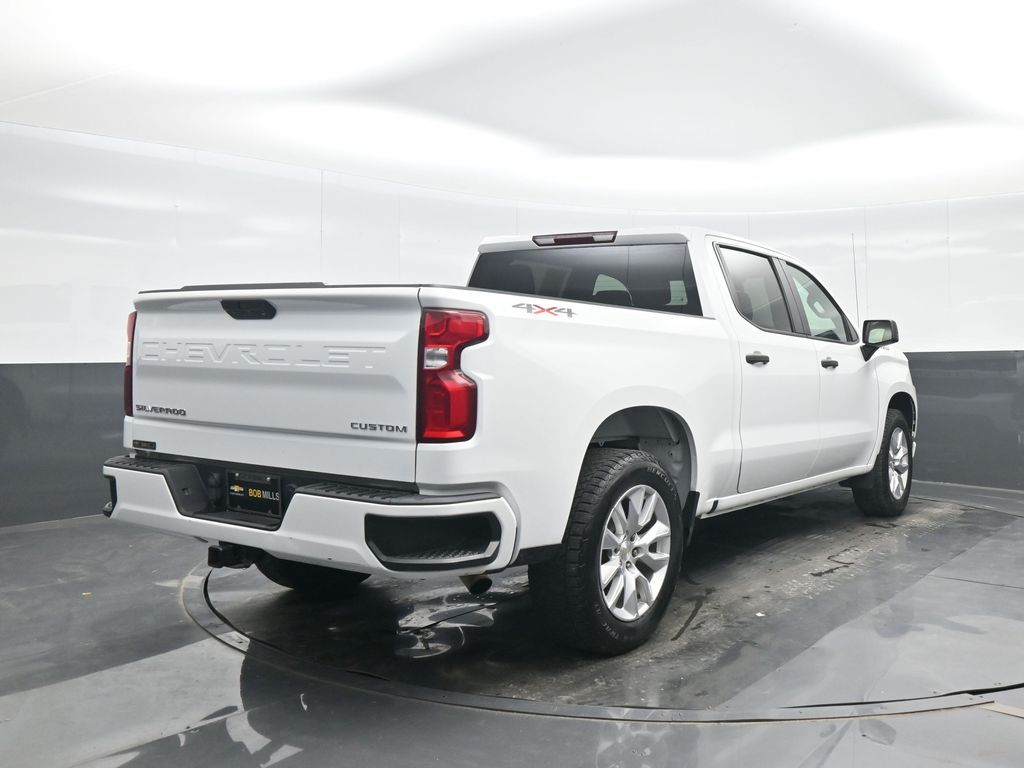 2022 Chevrolet Silverado 1500 LTD Custom - 5