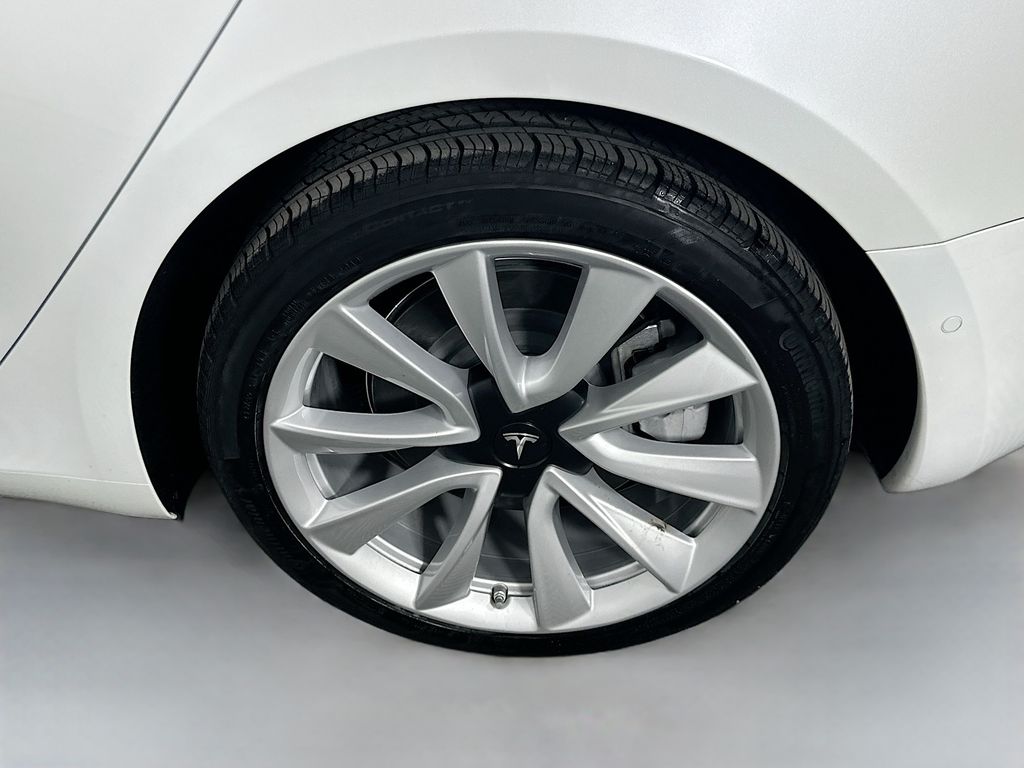 2020 Tesla Model 3 Standard Range 28