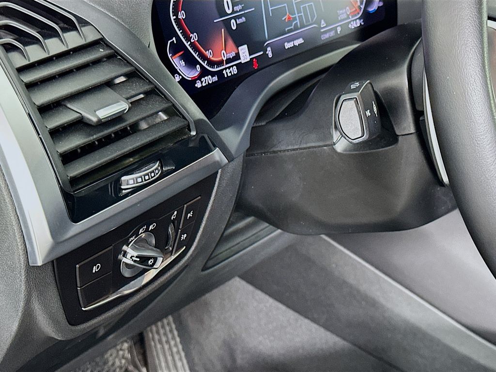 Thumbnail: 2021 BMW X3 - 8