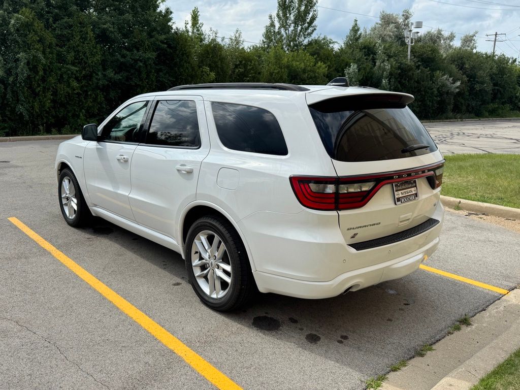 Used 2025 White Knuckle Clearcoat Dodge R/T Plus image 6