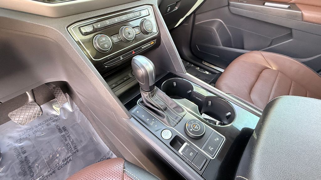 Used 2021 Volkswagen Atlas SEL Premium 4D Sport Utility