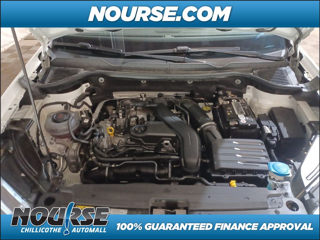 2022 Volkswagen Taos 1.5T SEL photo