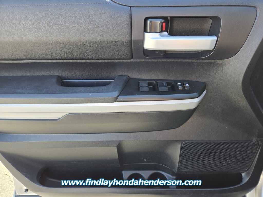 2019 Toyota Tundra SR5 photo