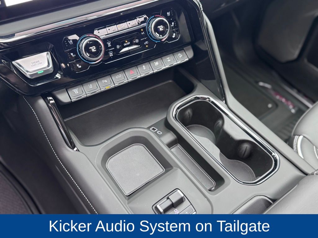 2025 GMC Sierra 2500HD 4WD Crew Cab Standard Bed AT4X