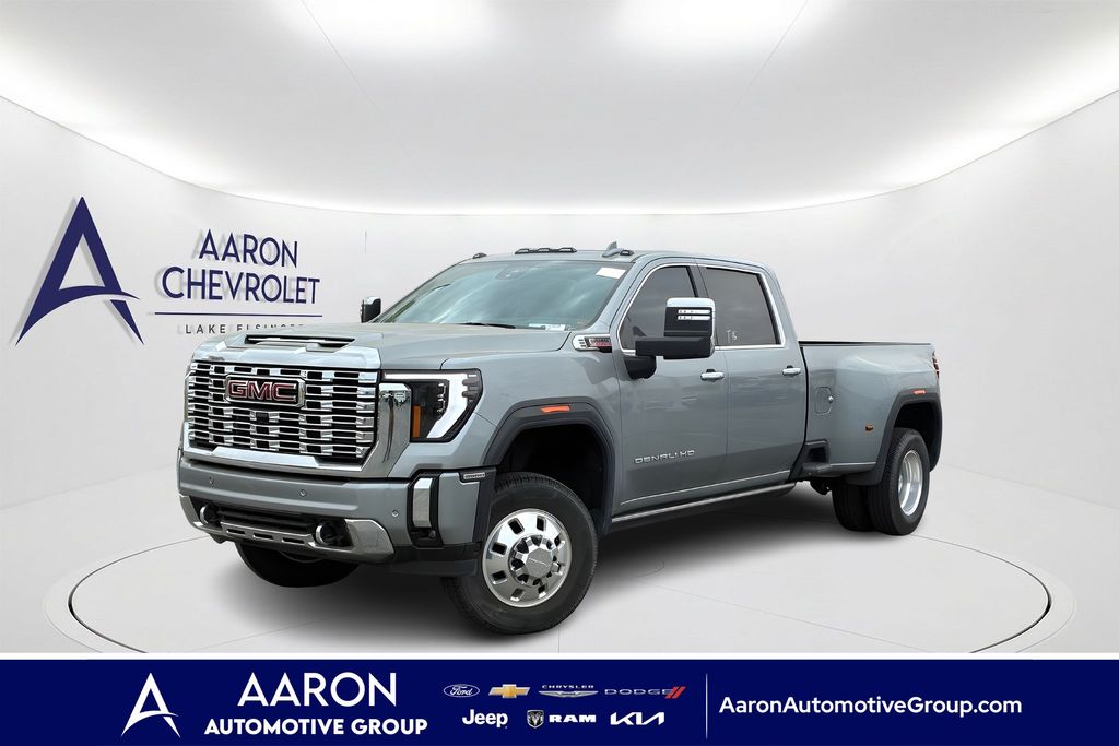  2025 GMC Sierra 3500HD Denali Crew Cab 4WD   