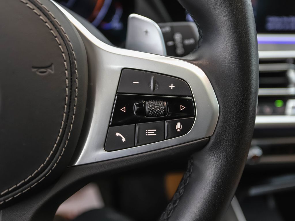 Thumbnail: 2022 BMW X5 - 13