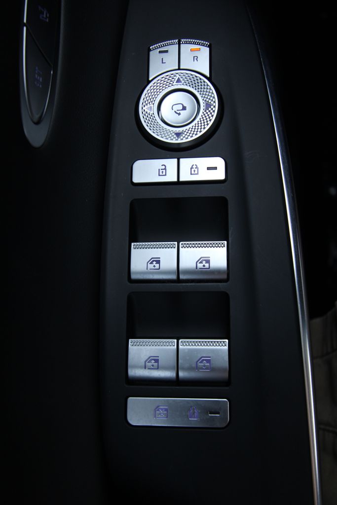 Used 2024 Genesis GV70 SUV