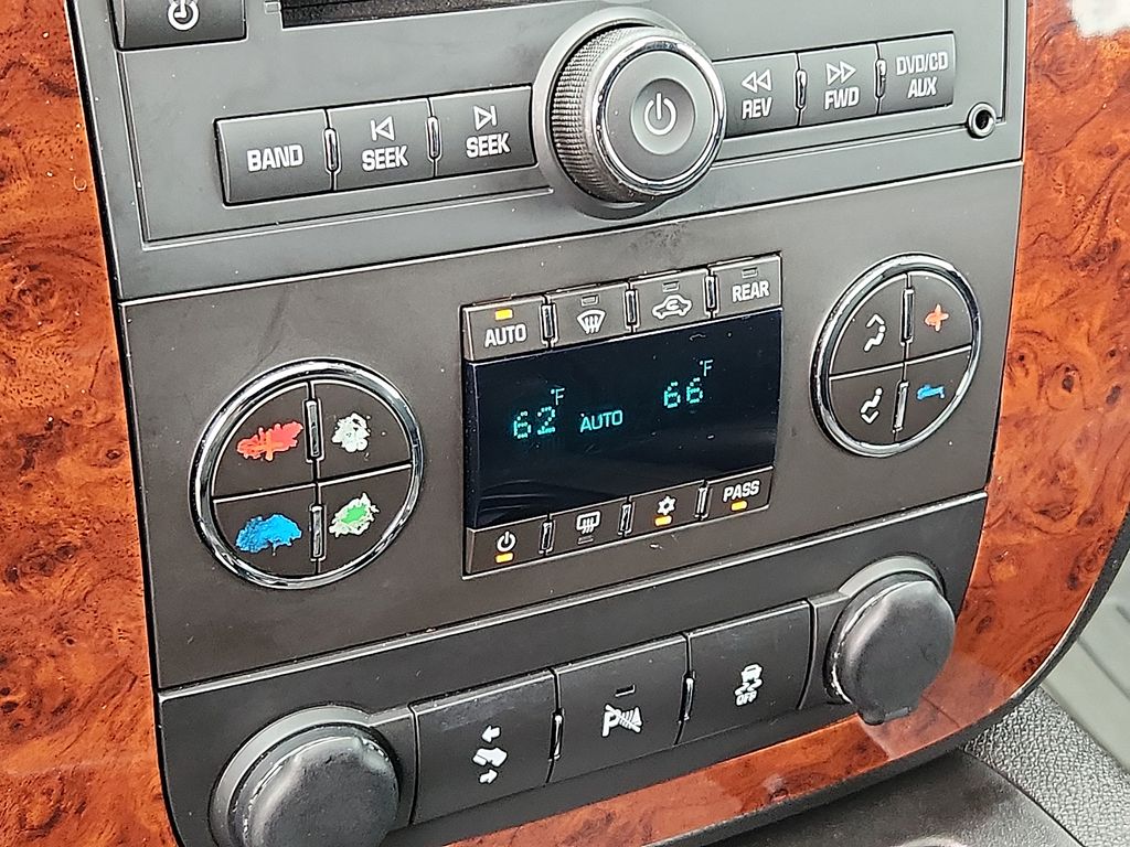 2013 Chevrolet Tahoe LT 16