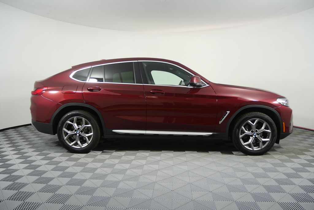 Thumbnail: 2025 BMW X4 - 2