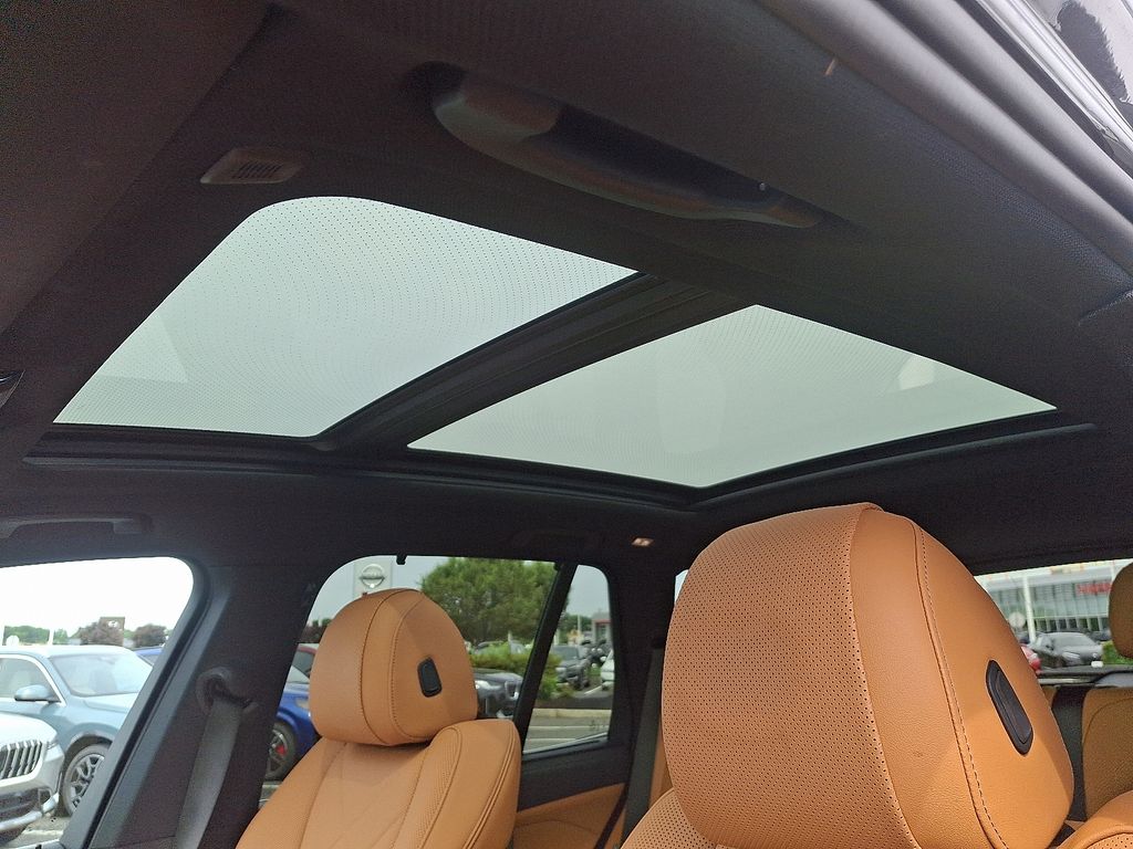 2023 BMW X5 xDrive45e 16