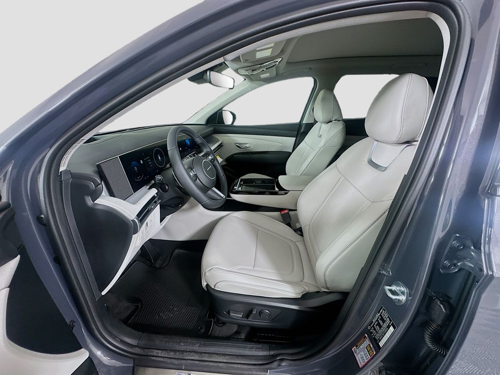 Thumbnail: 2026 Hyundai Tucson - 16