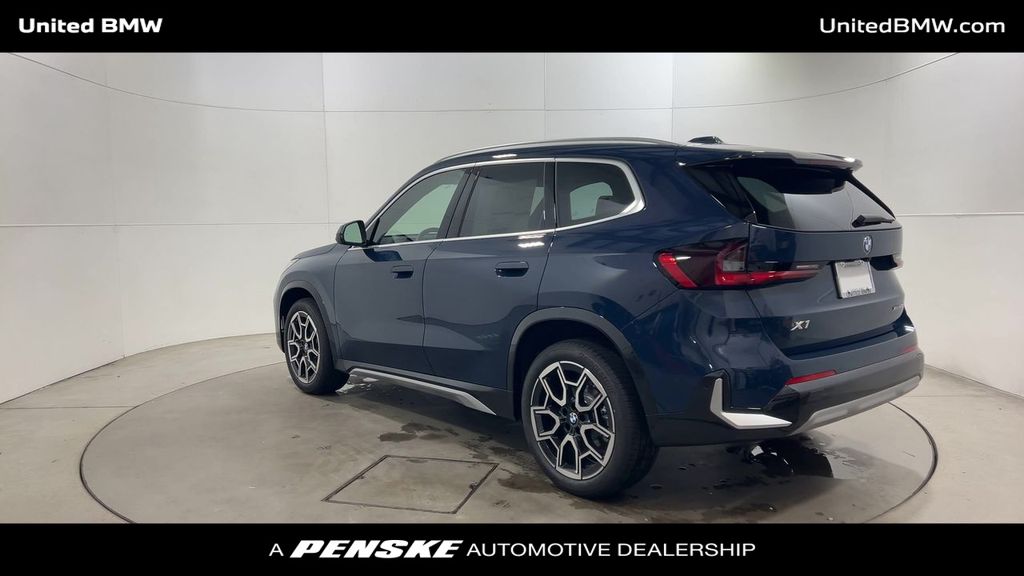 Thumbnail: 2026 BMW X1 - 6