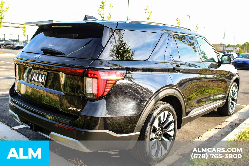 Used 2025 Black Ford Platinum image 5