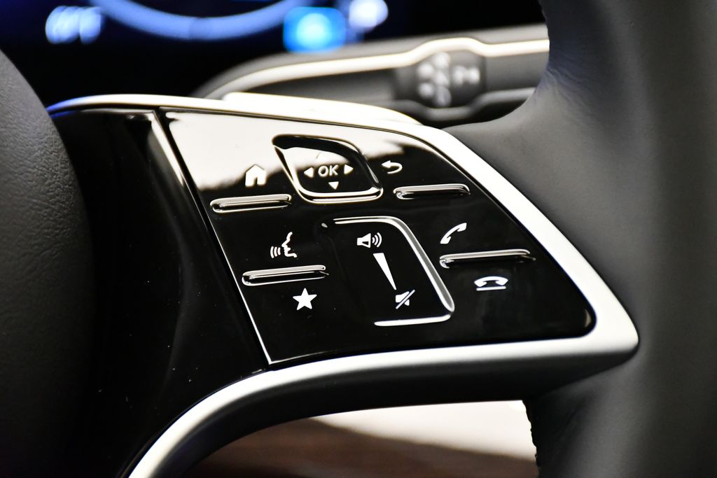 Thumbnail: 2026 Mercedes-Benz GLE - 23