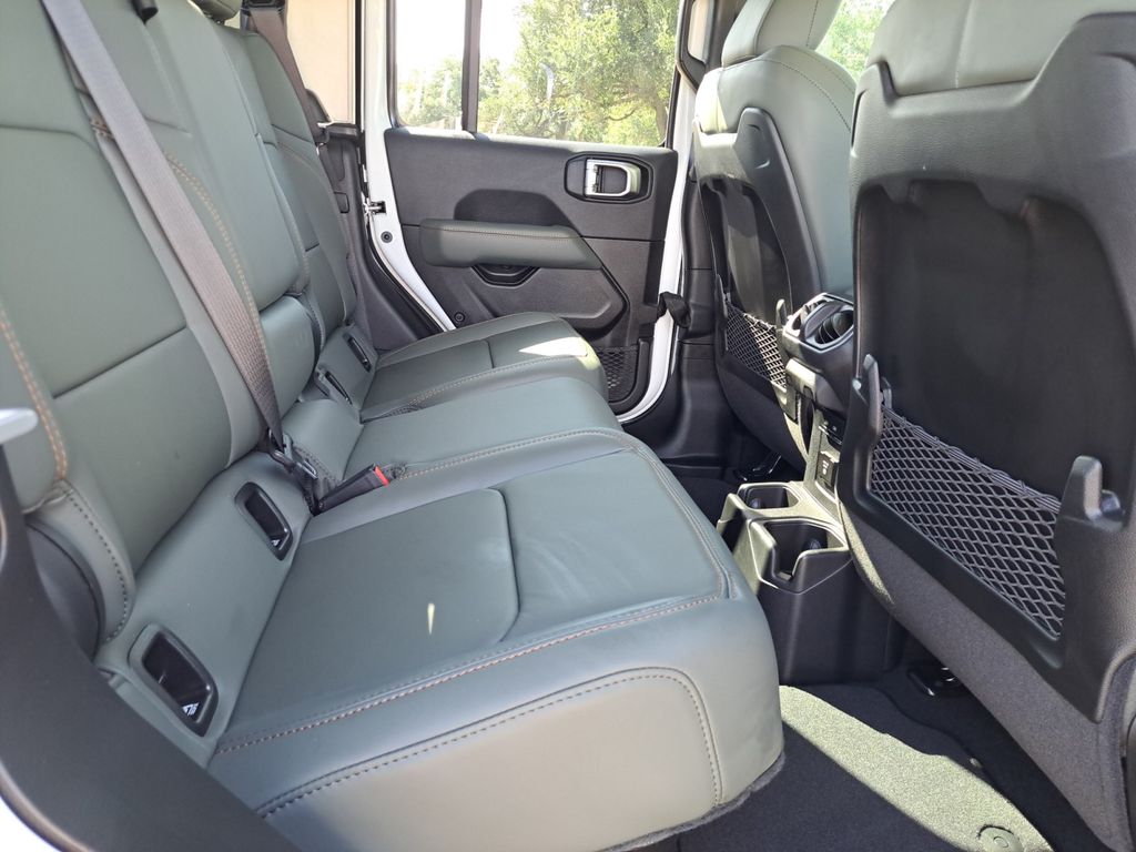 New Car 2025 Jeep Gladiator  Mojave For Sale In Austin, Texas