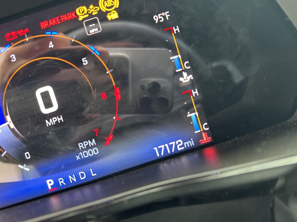 Thumbnail: 2023 Chevrolet Colorado - 10