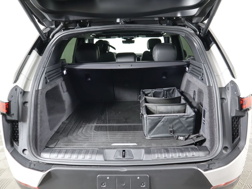 Thumbnail: 2025 Land Rover Range Rover Sport - 29