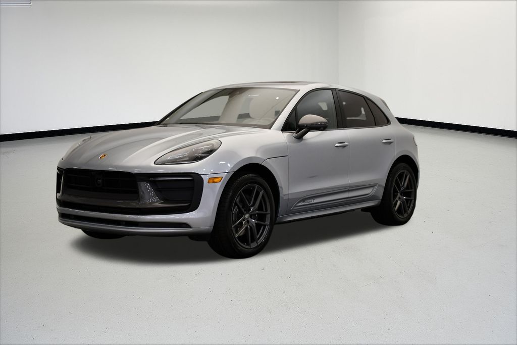 Thumbnail: 2026 Porsche Macan - 1