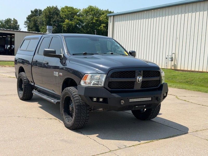 Gray (Maximum Steel Metallic Clearcoat) 2016 RAM 1500 Pickup Truck Four-Wheel Drive 8-Speed Automatic