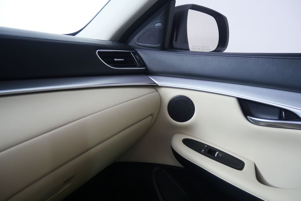 Thumbnail: 2021 INFINITI QX50 - 30