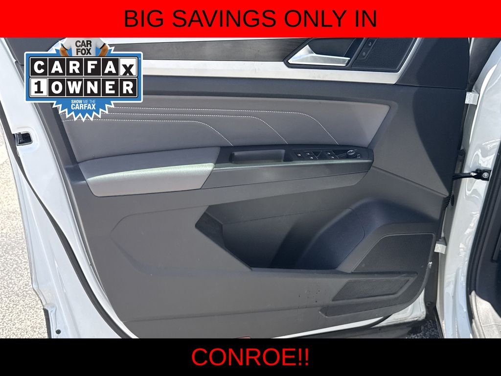 2022 Volkswagen Atlas 3.6L V6 SE w/Technology White at DeMontrond Mazda