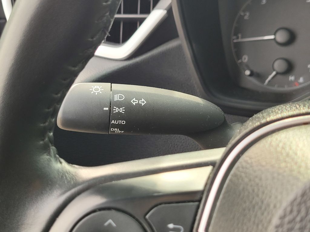 Used 2024  Toyota SE image 25