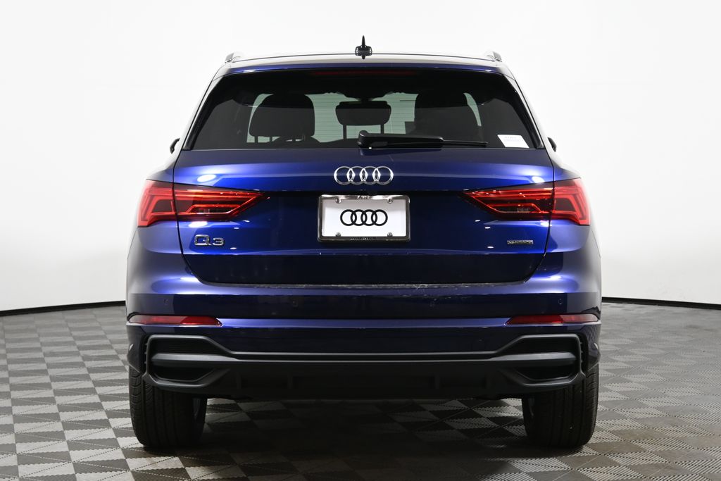 Thumbnail: 2025 Audi Q3 - 6