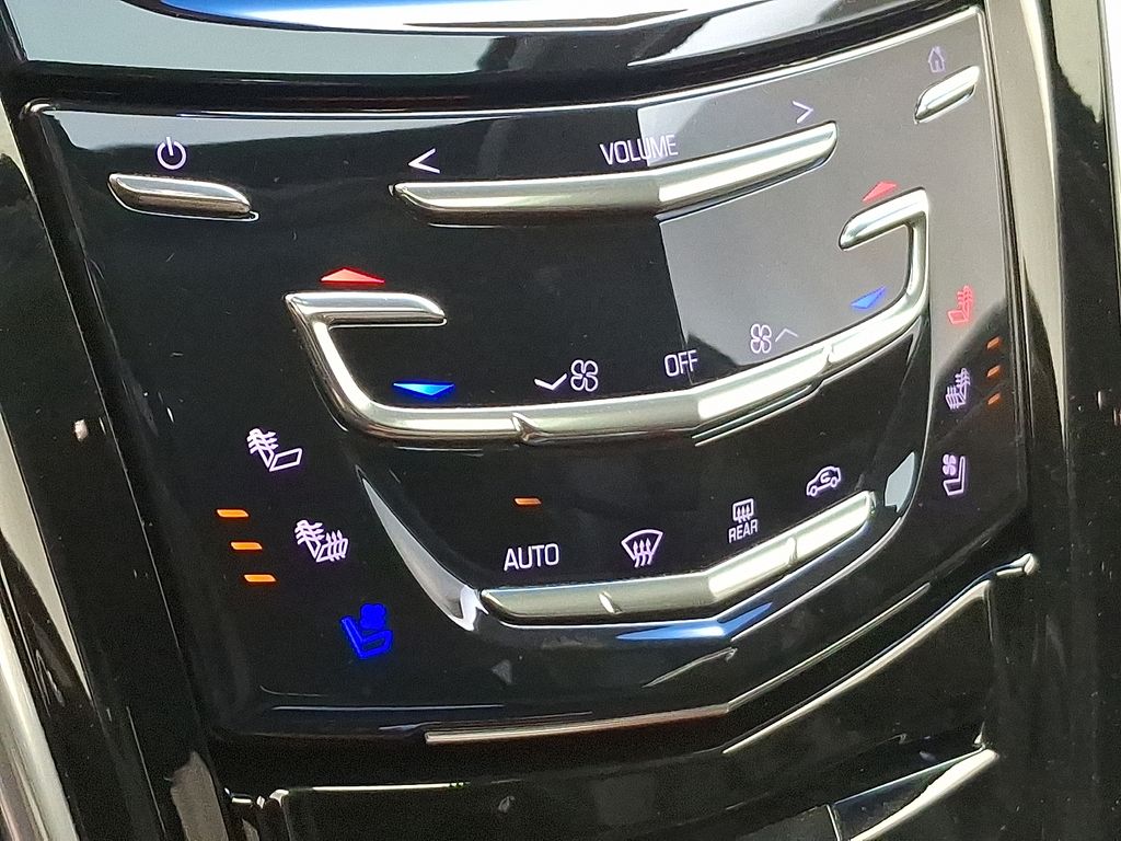 Thumbnail: 2019 Cadillac Escalade - 19