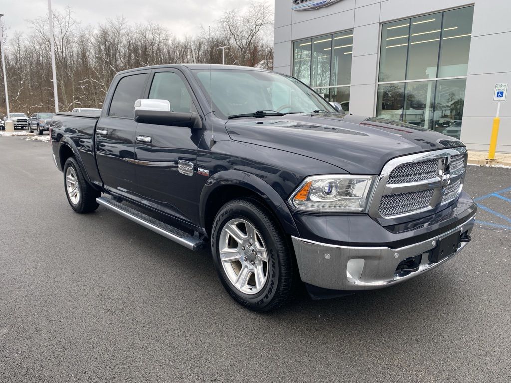 RAM 1500 Laramie Longhorn Crew Cab 4WD