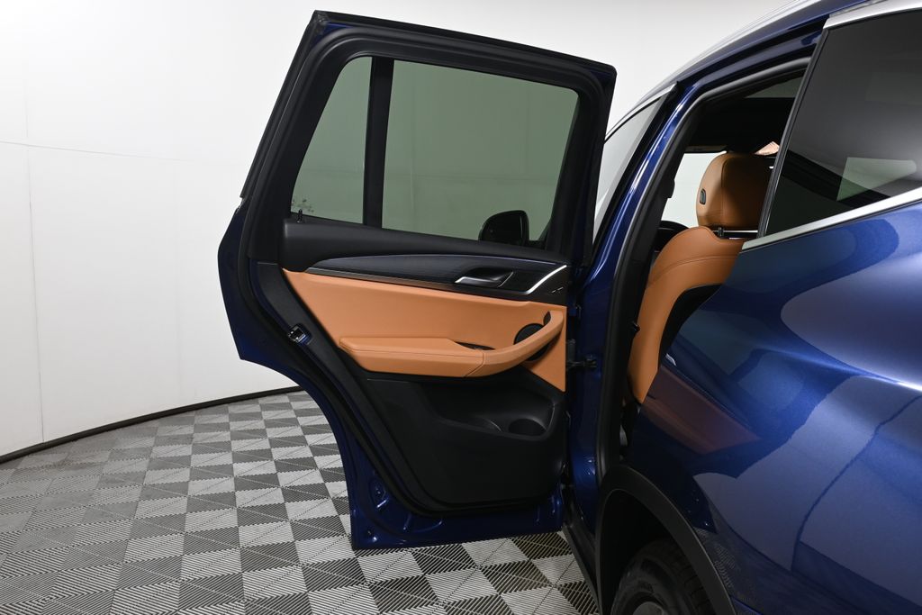 Thumbnail: 2024 BMW X3 - 27