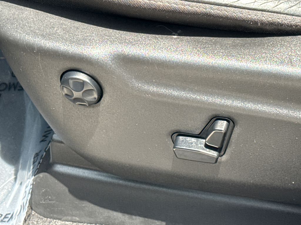 Certified Used 2020 Gray Jeep Altitude image 23