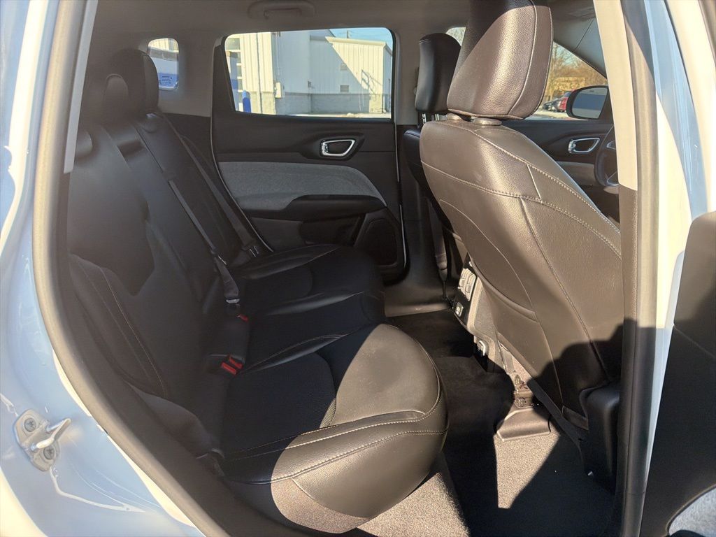 Thumbnail: 2022 Jeep Compass - 22