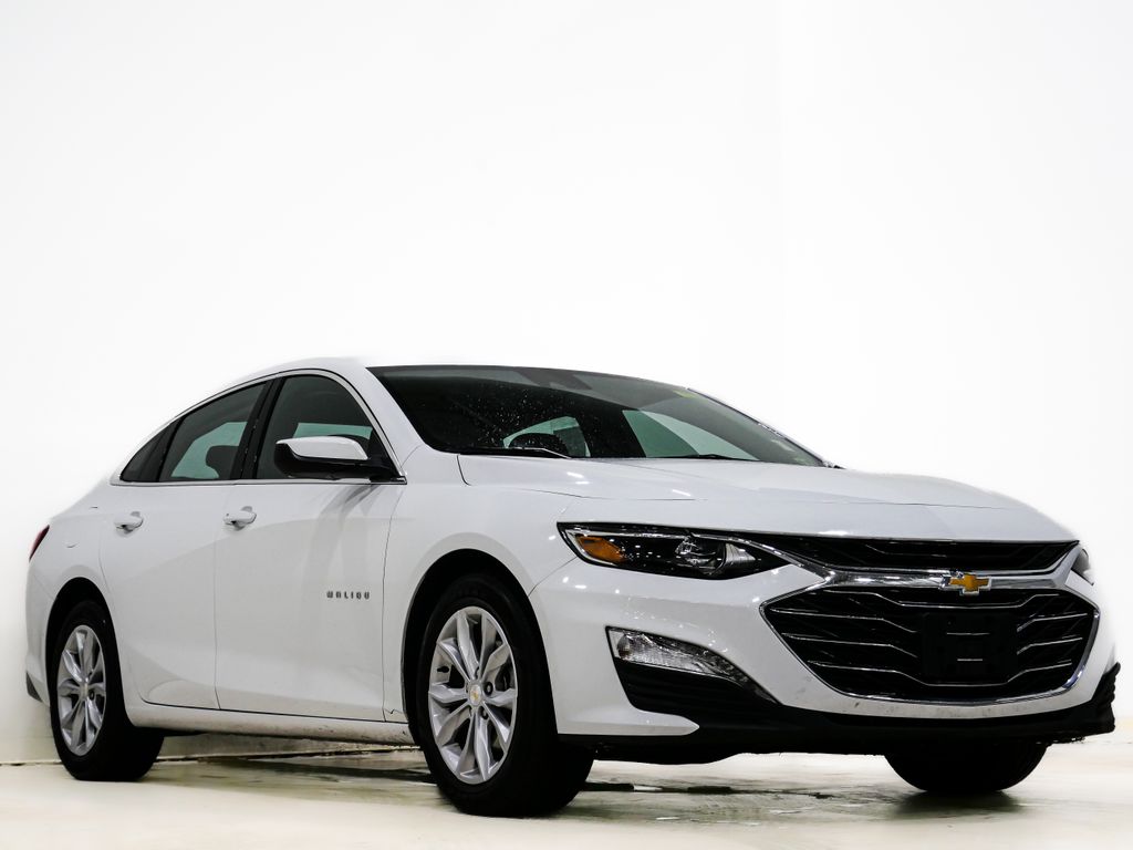 2024 Chevrolet Malibu LT with 1LT FWD