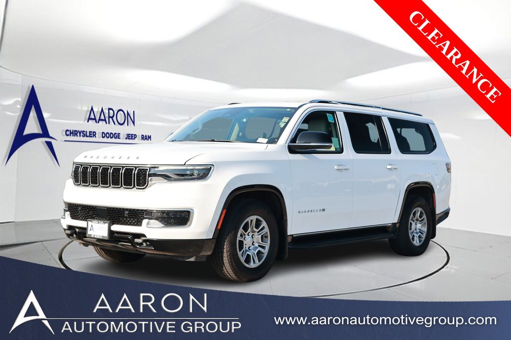 Bright White Clearcoat 2023 Jeep Wagoneer L 4WD SUV / Crossover Four-Wheel Drive 8-Speed Automatic