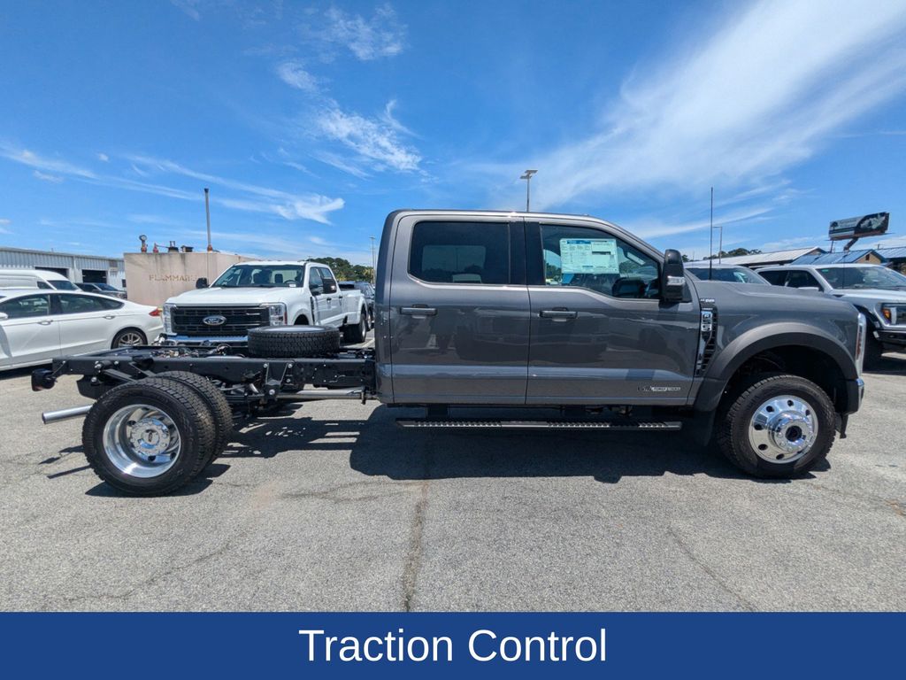 2025 Ford F-550 Super Duty 