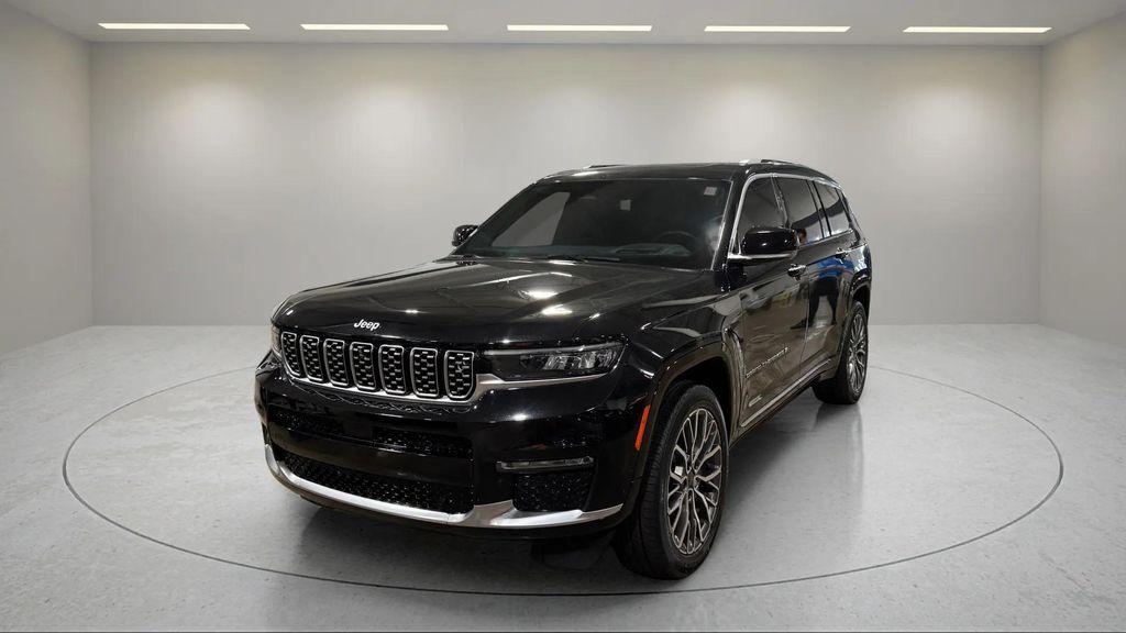 Used 2021 Diamond Black Crystal Pearlcoat Jeep Summit image 20