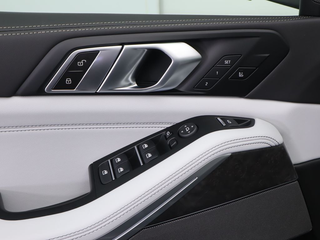 Thumbnail: 2026 BMW X5 - 24