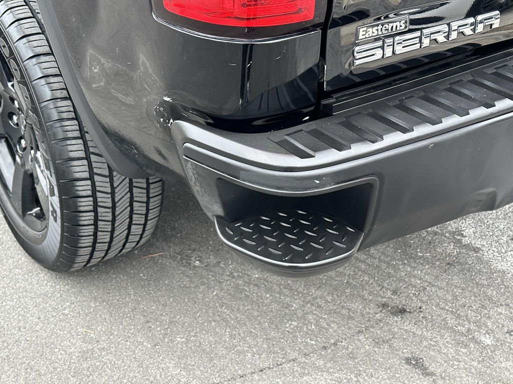 Thumbnail: 2016 GMC Sierra 1500 - 27