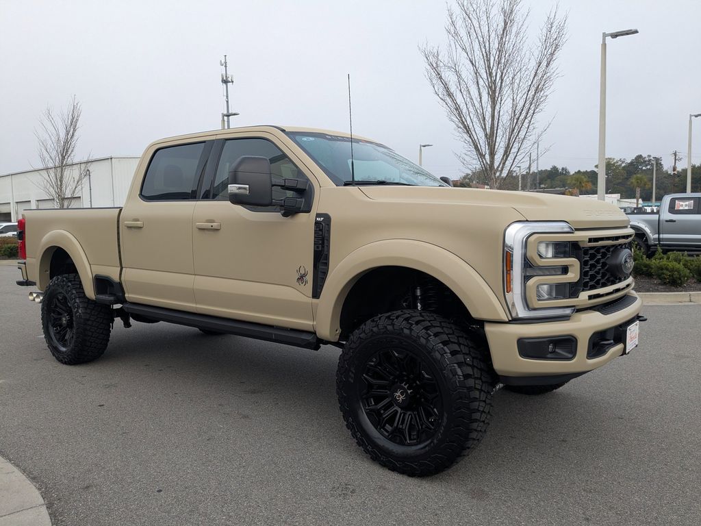 2026 Ford F-250 Super Duty Black Widow