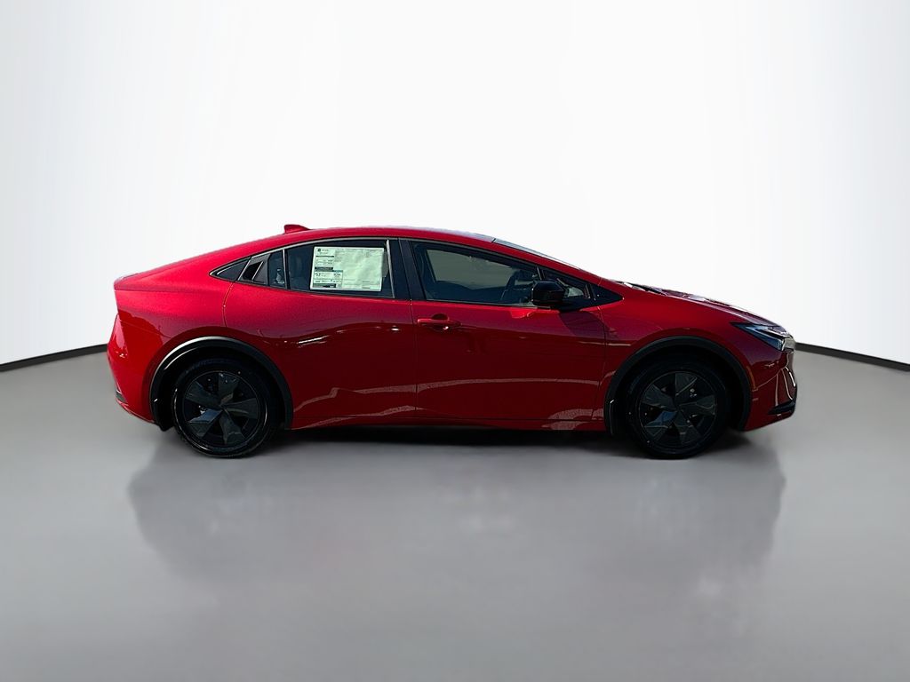 2025 Toyota Prius LE 4