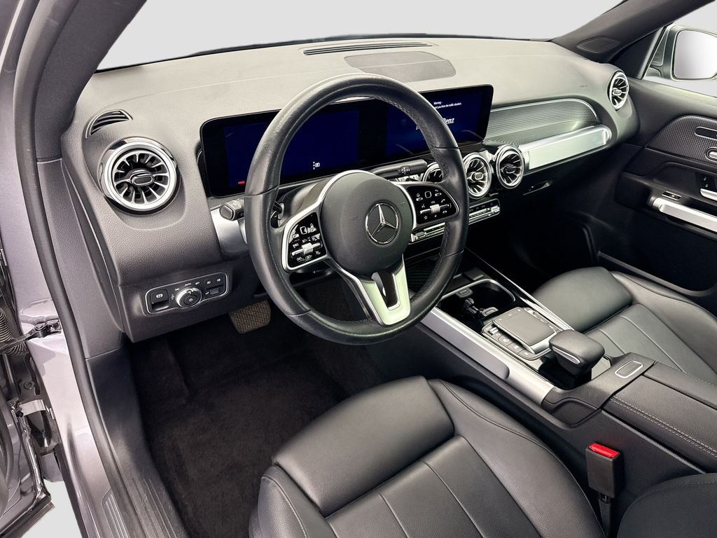 Thumbnail: 2023 Mercedes-Benz GLB - 9