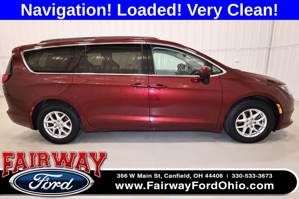 Velvet Red Pearlcoat 2017 Chrysler Pacifica Touring FWD Minivan Front-Wheel Drive 9-Speed Automatic