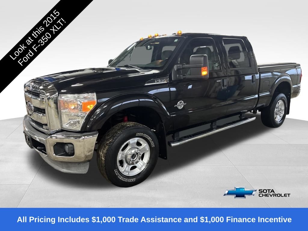 Tuxedo Black Metallic 2015 Ford F-350 Super Duty XLT Crew Cab 4WD Pickup Truck Four-Wheel Drive 6-Speed Automatic