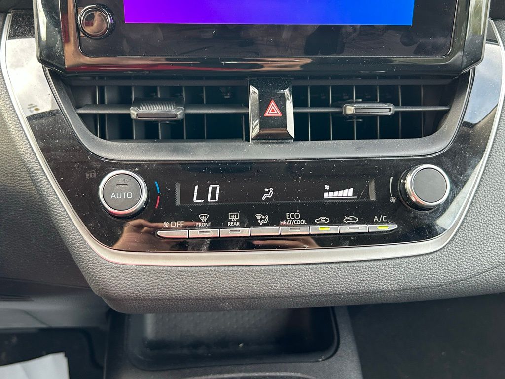 Thumbnail: 2024 Toyota Corolla - 24